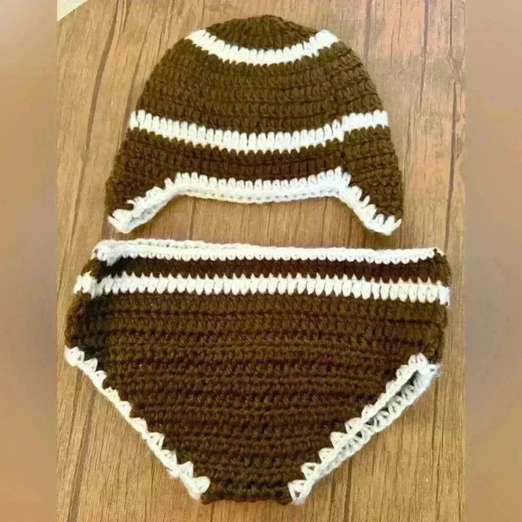 Baby 0-9 months football set. - Picture 2 of 4